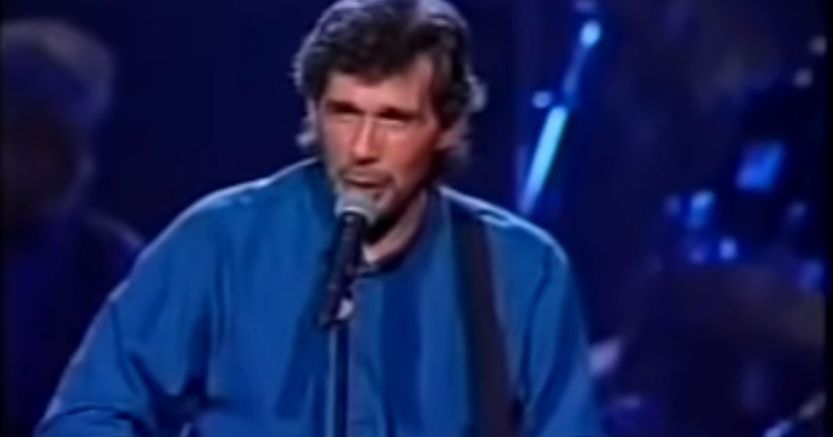 Eddie Rabbit – I Love A Rainy Night